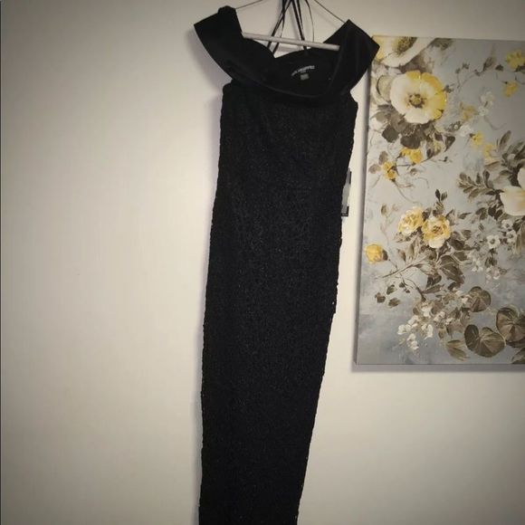 Karl Lagerfeld Paris size2 off the shoulder dress - Picture 4 of 7